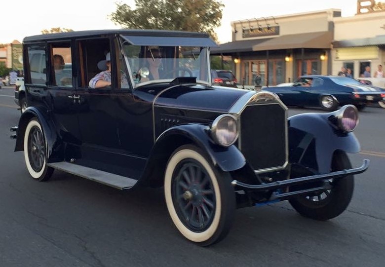 1925 Pierce-Arrow Series 33 EDL